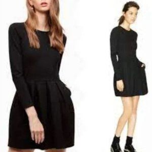 ARITZIA Fit and Flare black dress Size XXS long sleeve
